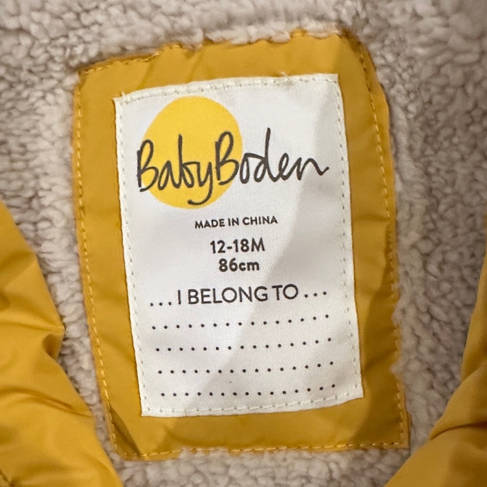 Baby Boden Yellow Puffer Jacket with Faux Fur Trim - Picture 3 of 4